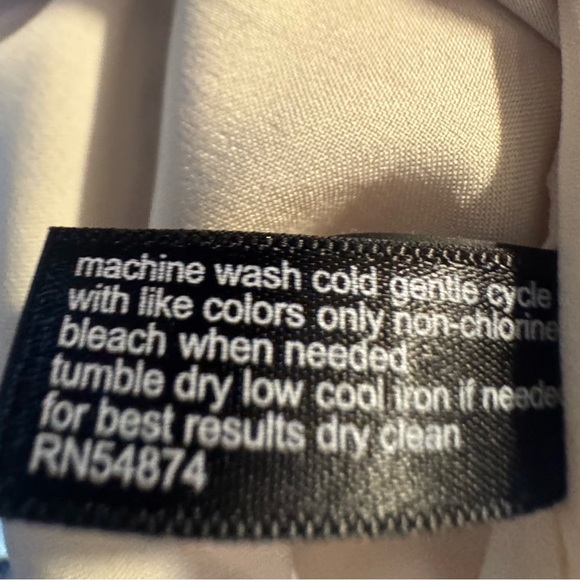 The Limited Burgundy Pattern Knee Length Silky Shift Dress Size Medium - Picture 8 of 9